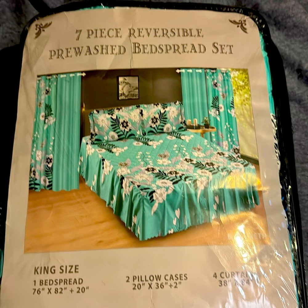 7 Piece Reversible Prewashed Bedspread Set